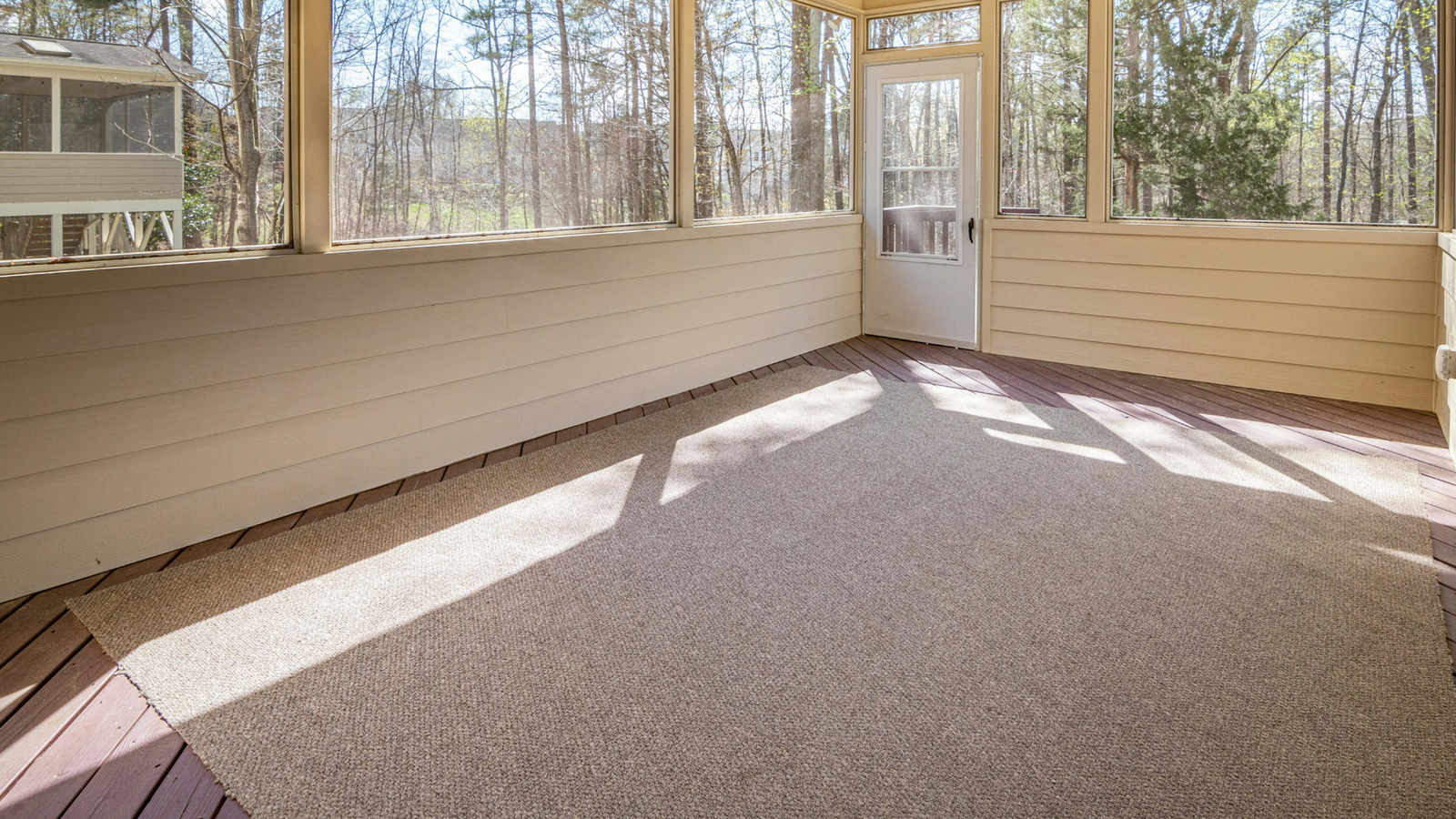 Fresh Carpet Smell